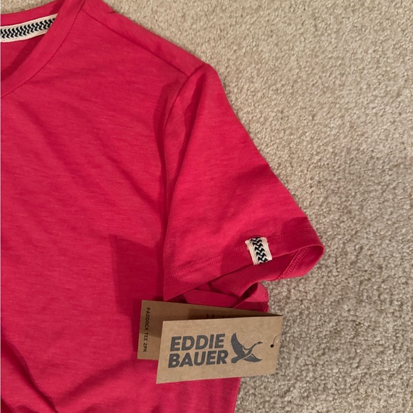 NWT 2 Eddie Bauer Bright Red and Classic White Tees Women Size Medium - Picture 2 of 8